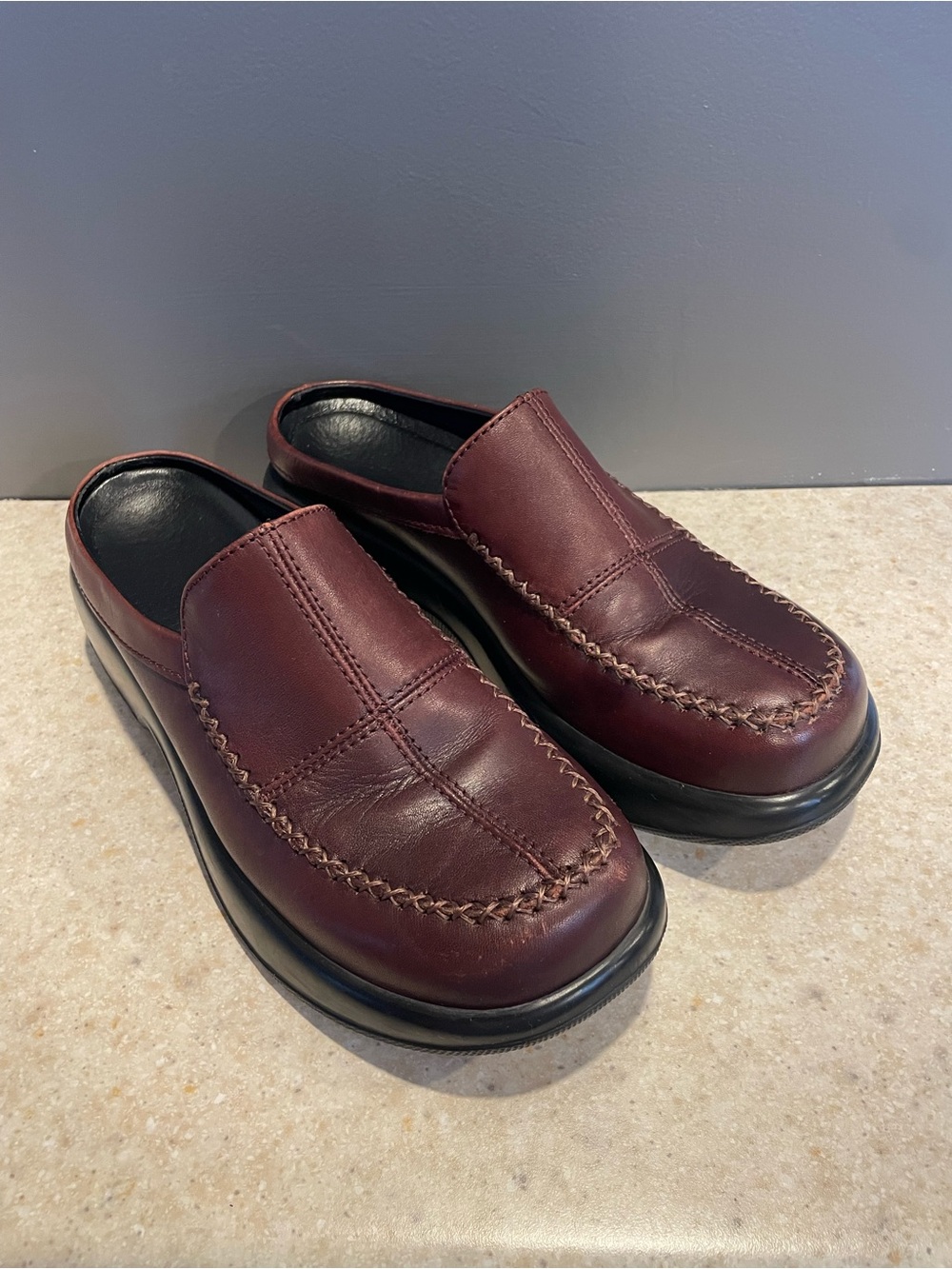 DANSKO Vintage Y2K Madigan Clog Mule Leather Square Moc Toe Scandi Lagenlook